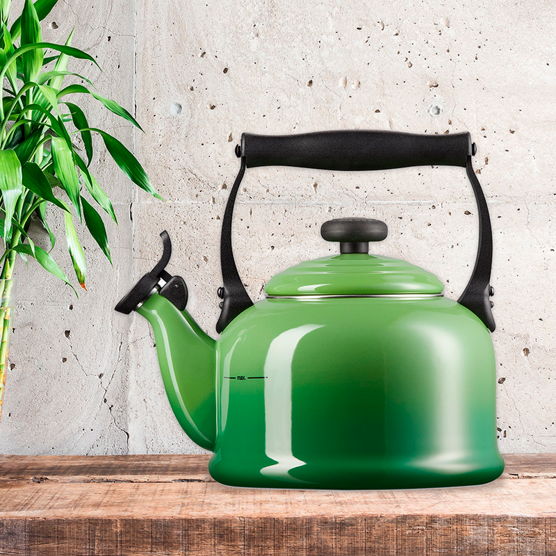 Tetera Tradition Verde Bamboo Le Creuset