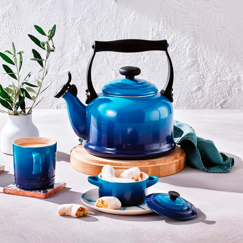 Tetera Tradition Azul Le Creuset