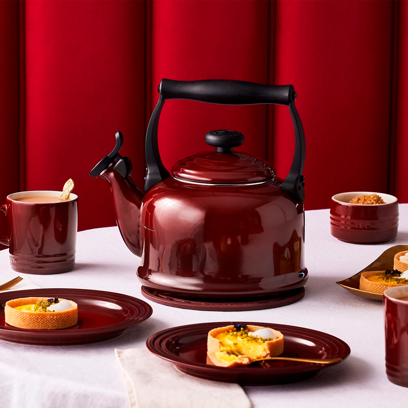 Tetera Tradition Granate Le Creuset
