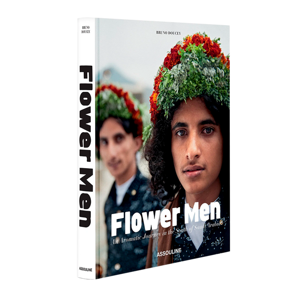 Saudi Arabia: Flower Men